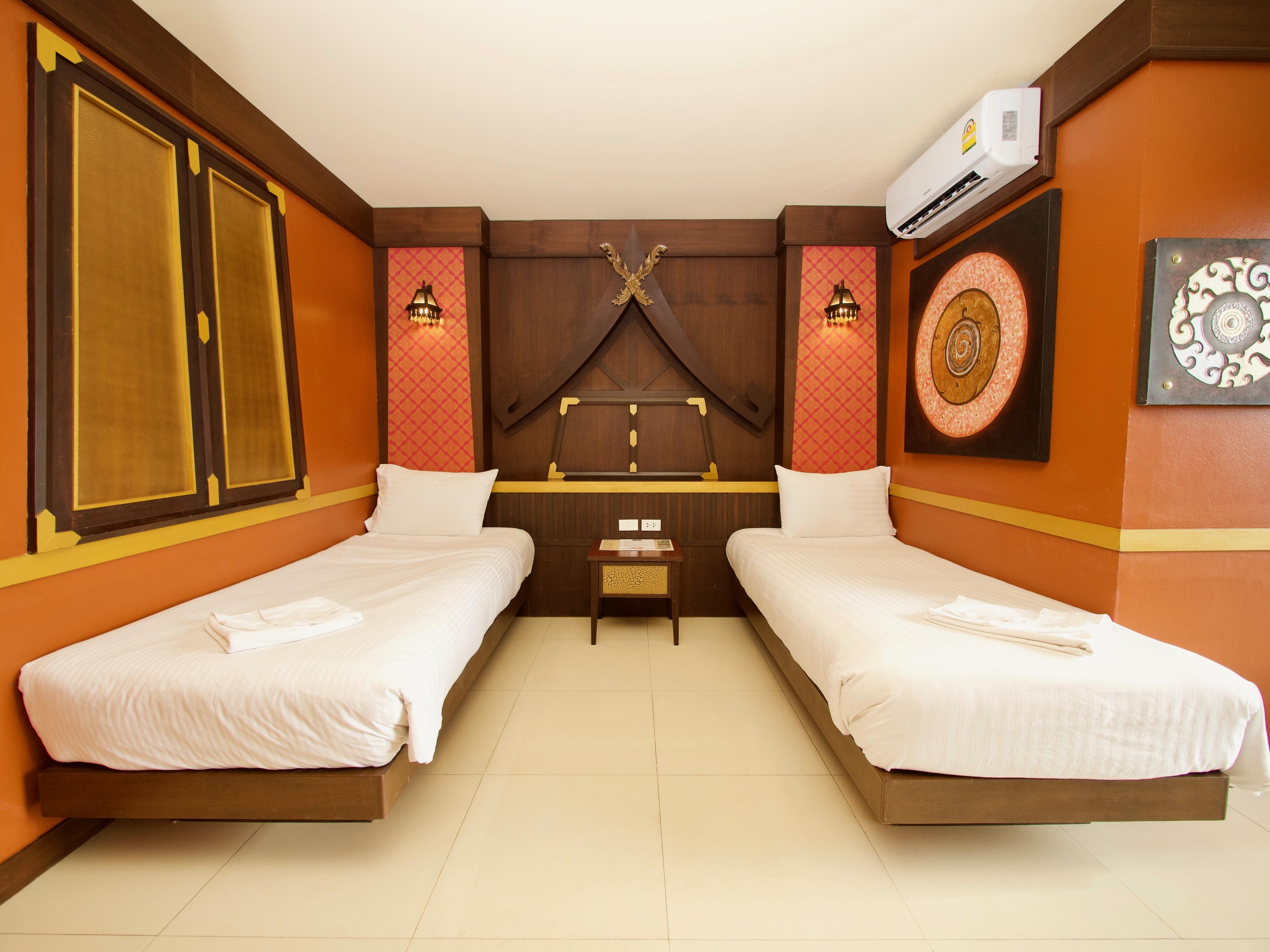 99 Residence Patong Bagian luar foto