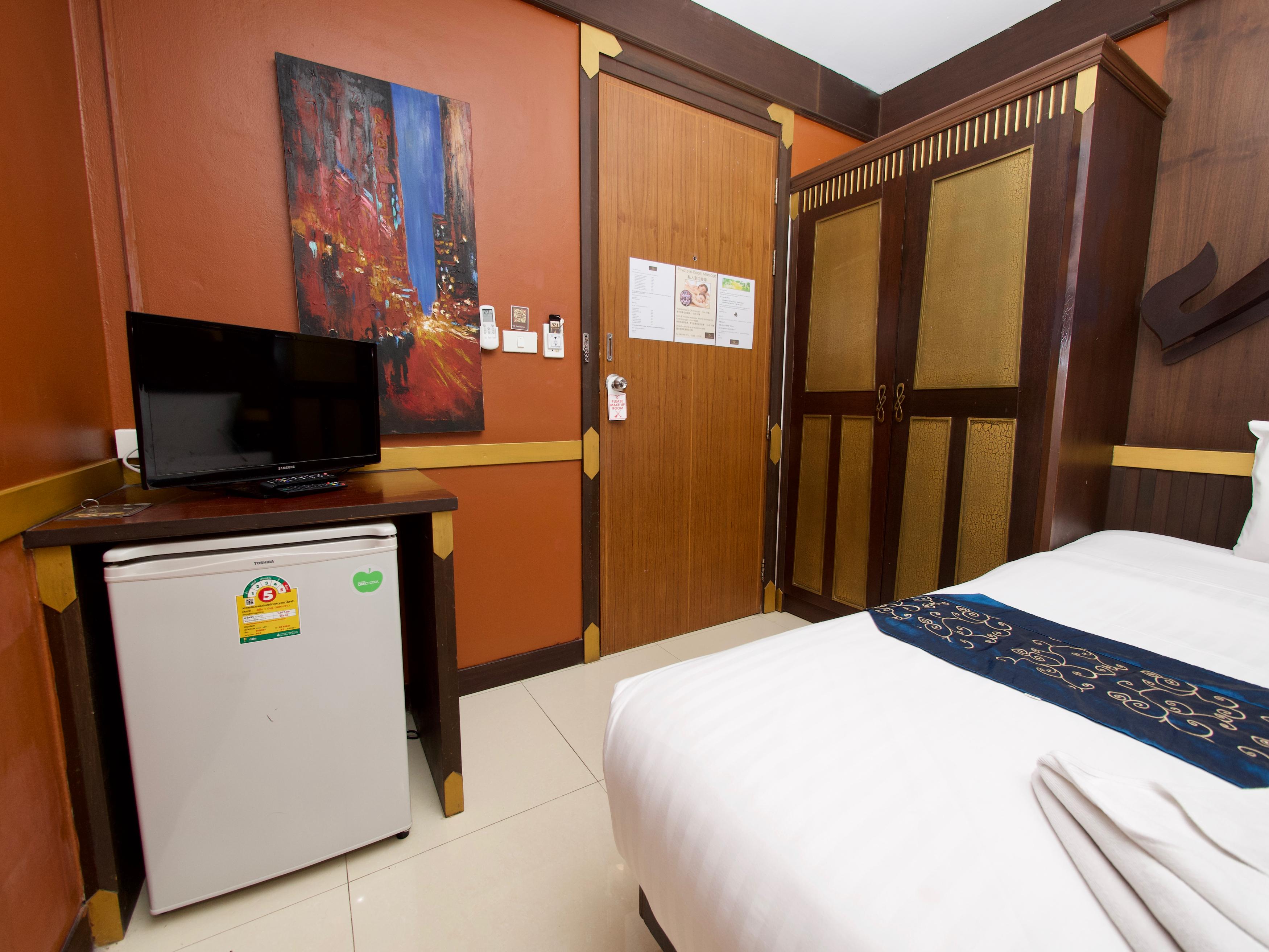 99 Residence Patong Bagian luar foto