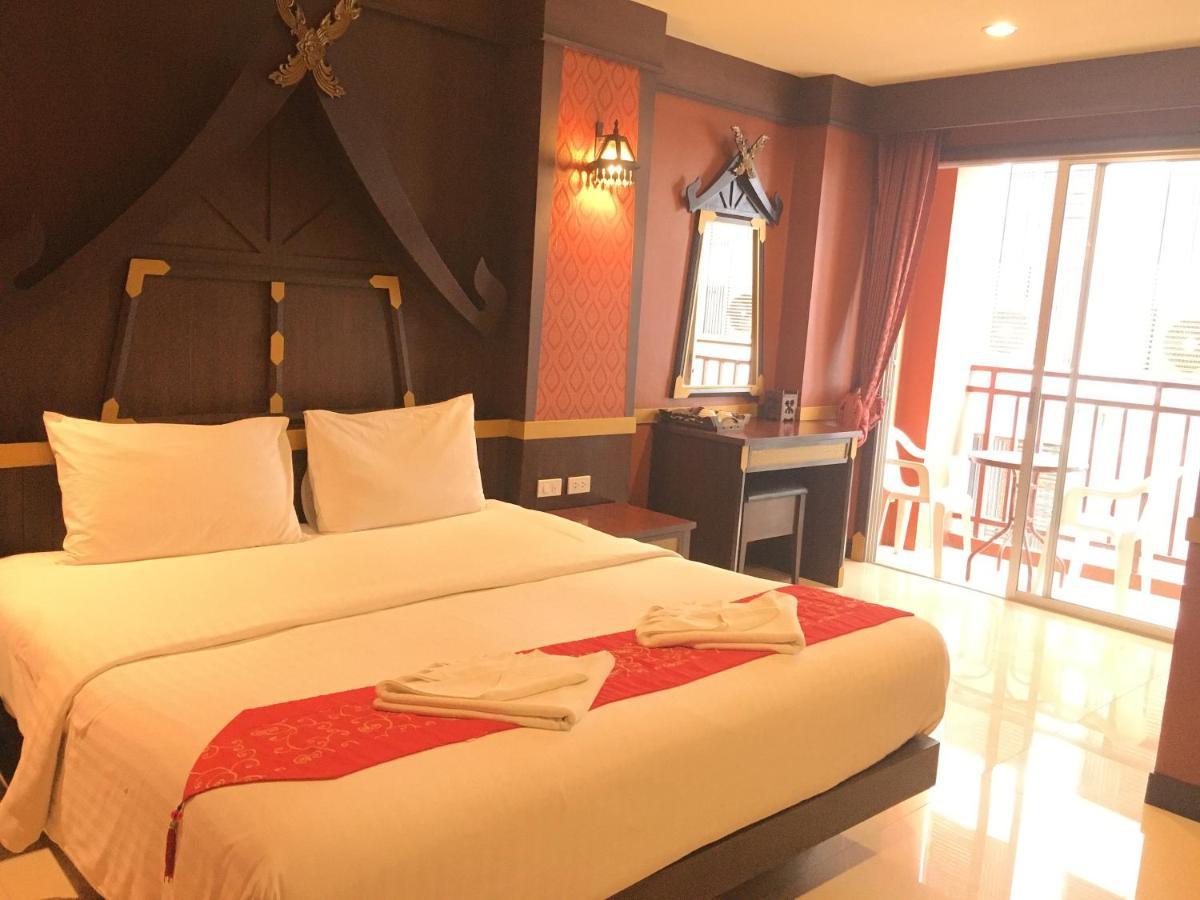 99 Residence Patong Bagian luar foto